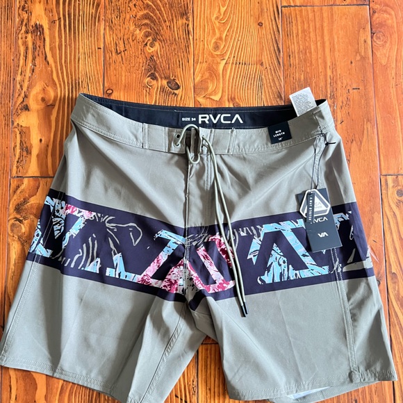 RVCA Other - Nwt Mens RVCA shorts